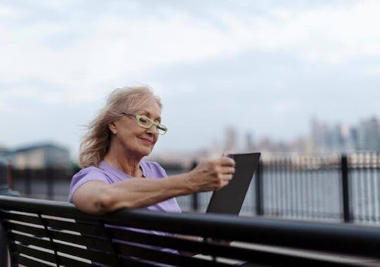 A Guide to Launching Your Digital Odyssey in Retirement