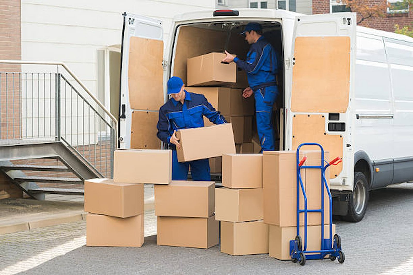 Some of the Biggest Mistakes People Make Without Professional Moving Services in Huntsville AL