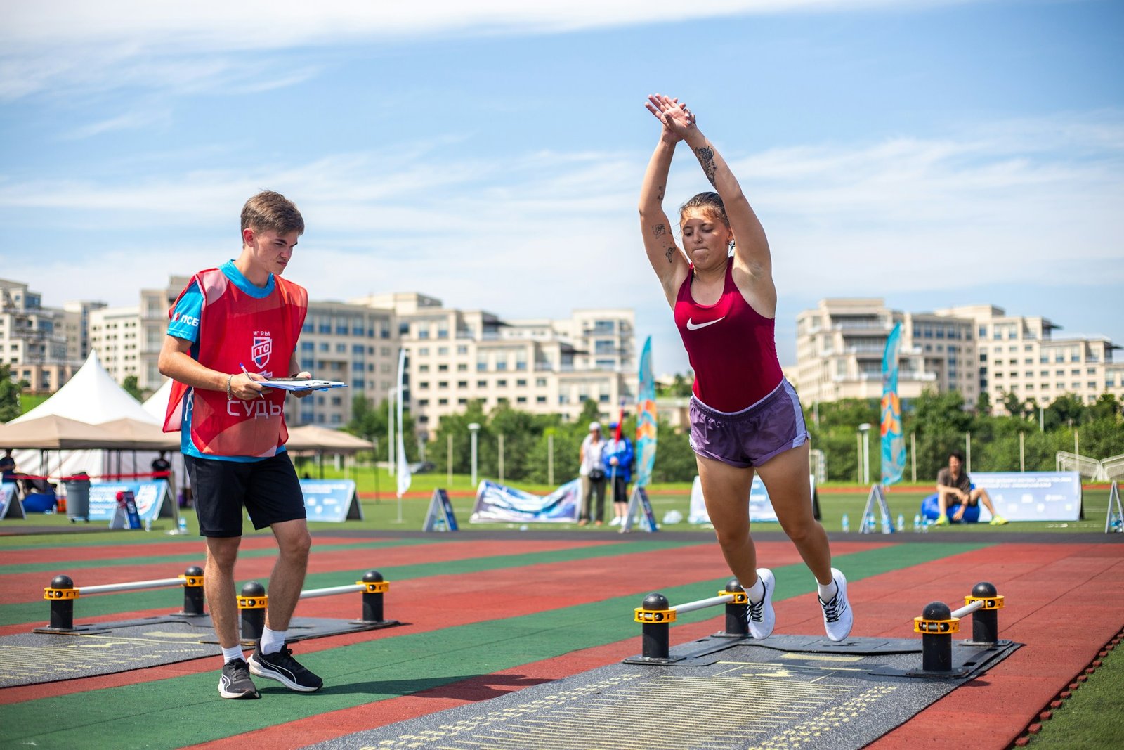 How Dual-Sport Participation Builds Versatile Athletic Skills